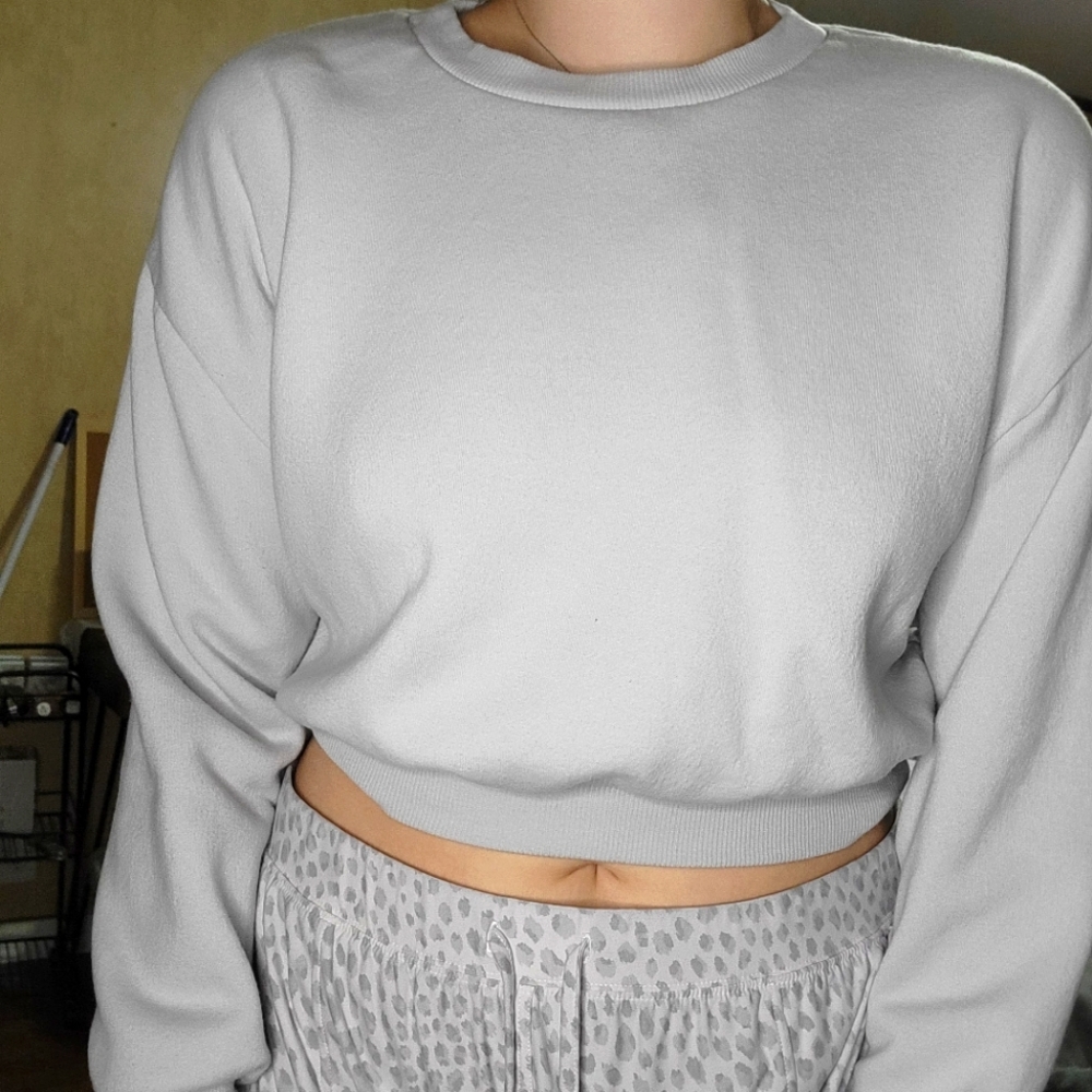 Cropped hoodie